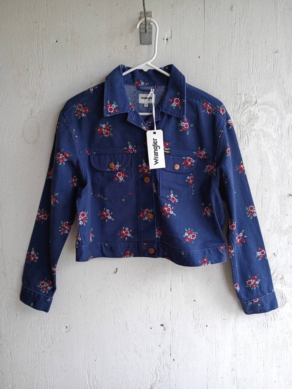 Wrangler Women's Dark Blue Floral Retro Crop Jacket